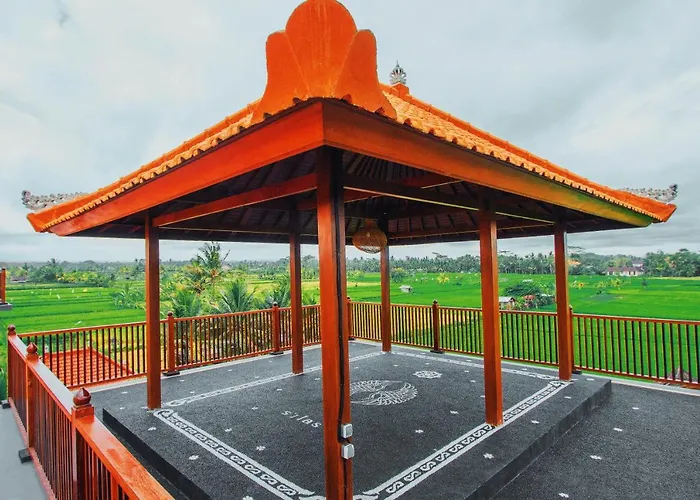 Silas Bali 4*